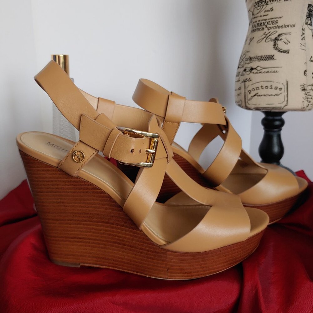 Michael Kors dress pumps sandals - Picture 4 of 5